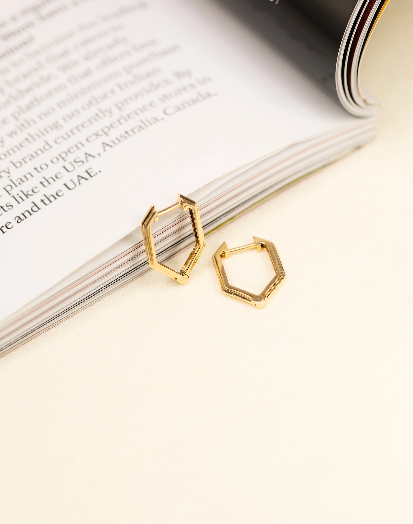Edge Angular Hoops