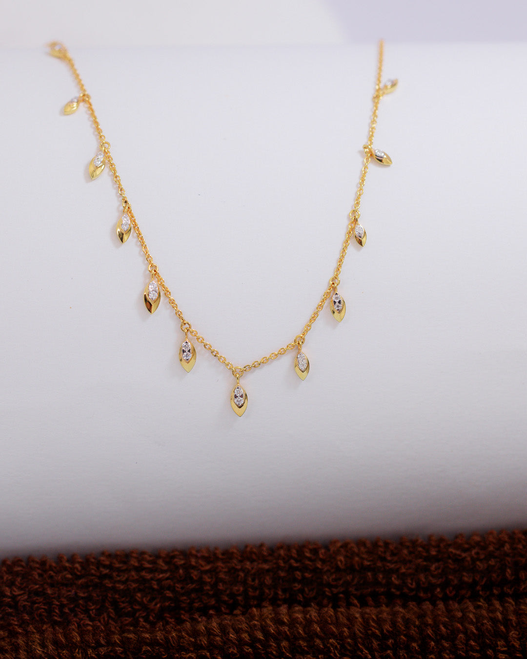 Leaf Drop Necklace & Simple Pearl Earrings