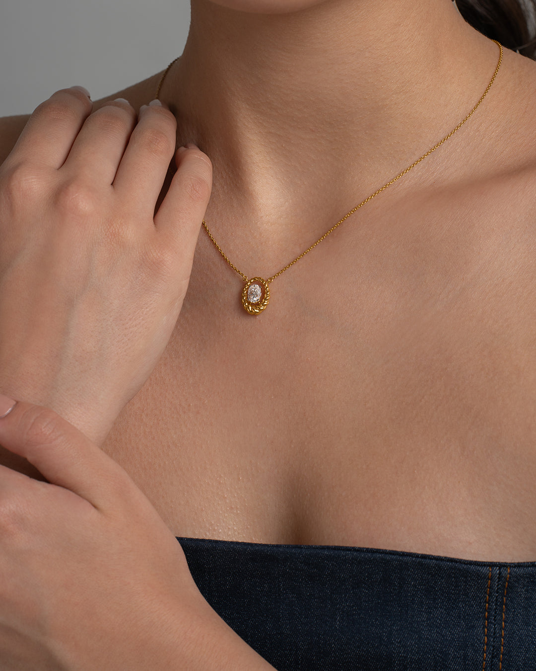 Braided Oval Necklace & Twist Diamond Earrings